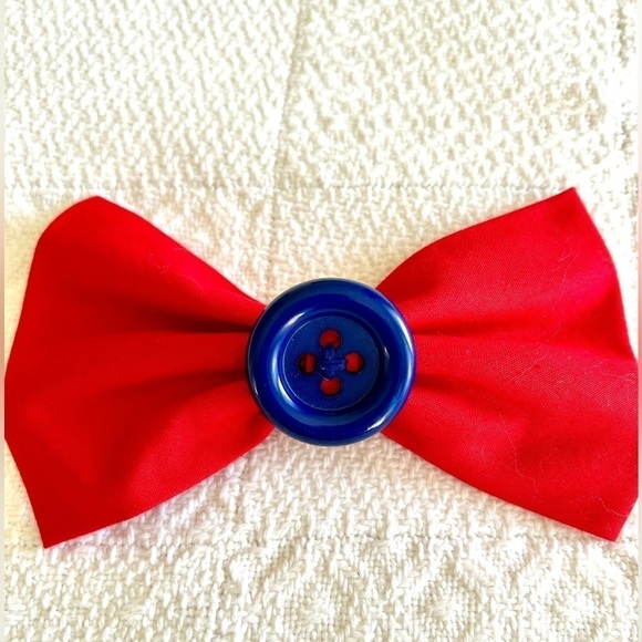 Vintage Y2K Red Hair Bow with Blue Button & Scrunchie - Picture 2 of 13